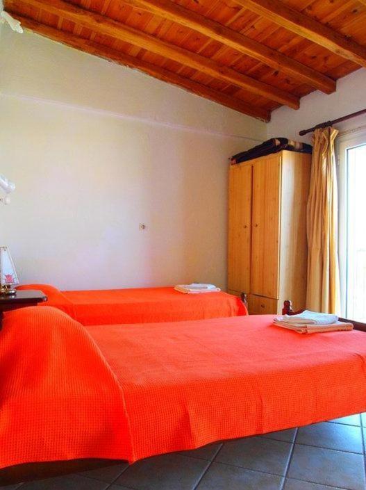 Pension Vasiliki スキアトスタウン 部屋 写真
