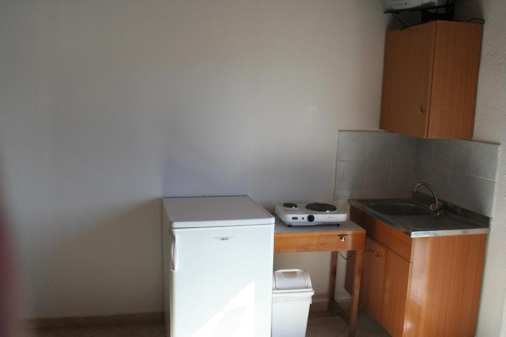 Pension Vasiliki スキアトスタウン 部屋 写真